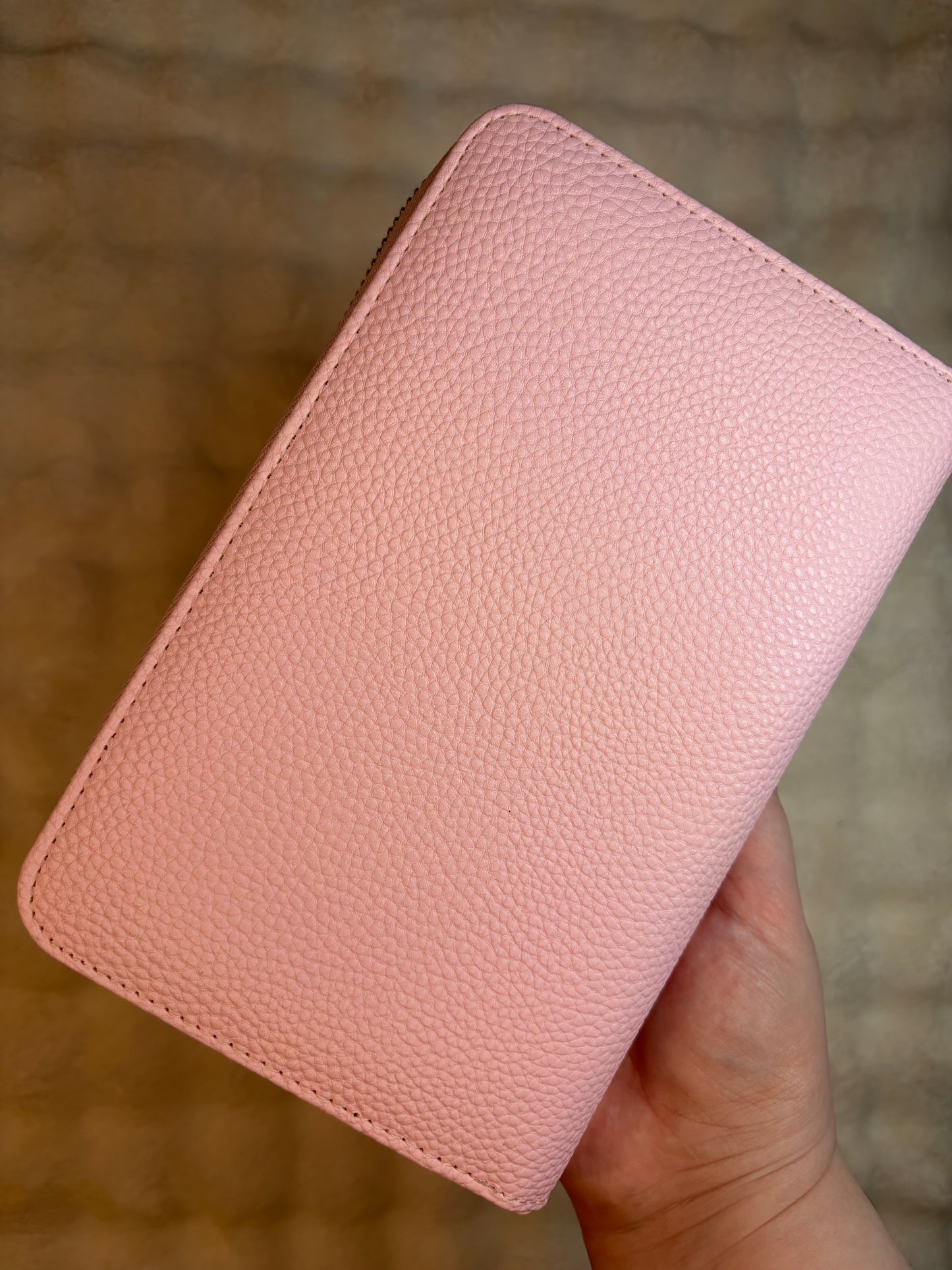A6 Pebble Purse - Baby Pink