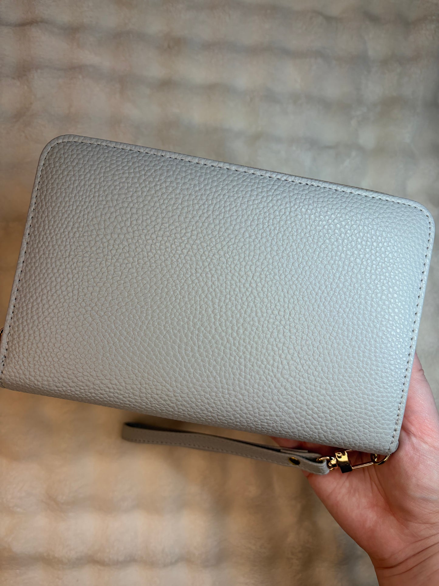 A6 Pebble Purse - Grey