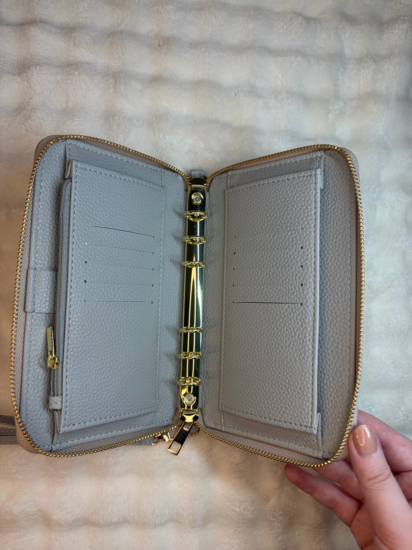 A6 Pebble Purse - Grey