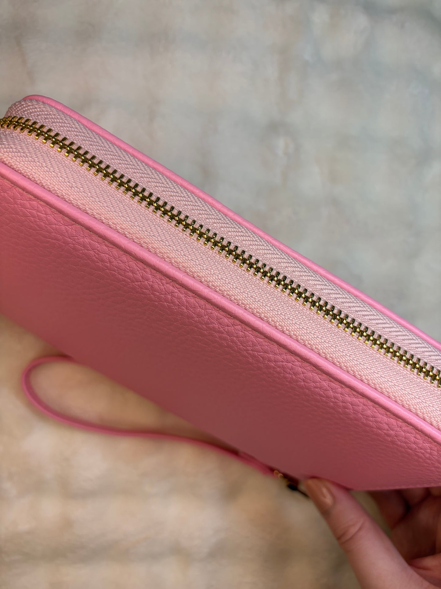 A6 Pebble Purse - Pink