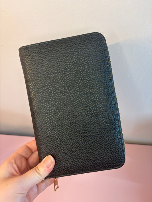A6 Pebble Purse - Black